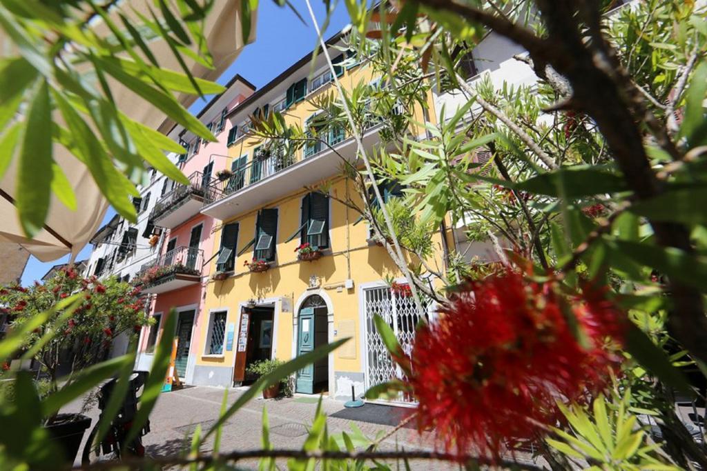 Affittacamere In Piazzetta サルツァーナ エクステリア 写真